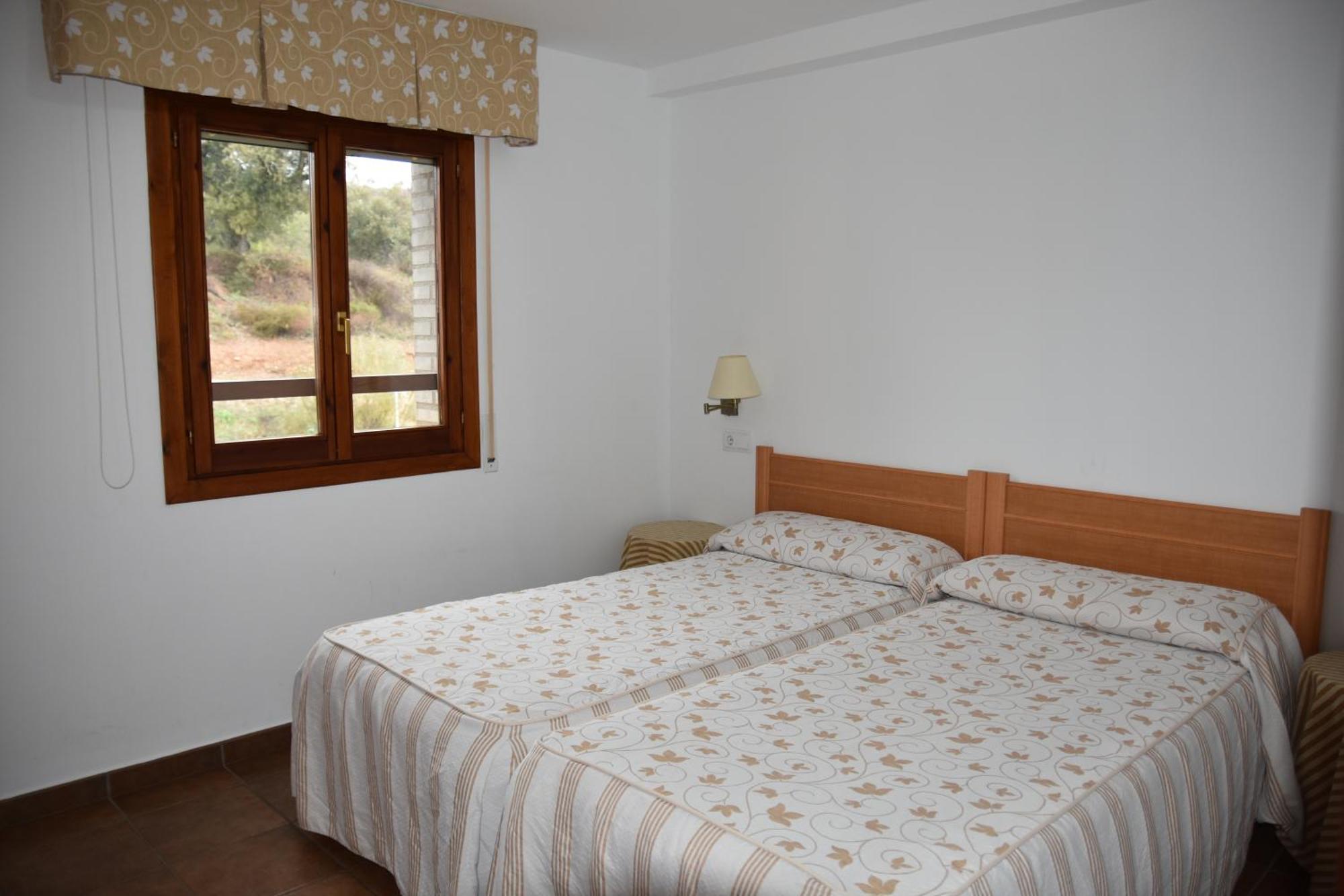 Aparthotel Tres Caminos El Grado Εξωτερικό φωτογραφία