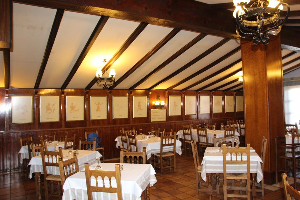 Aparthotel Tres Caminos El Grado Εξωτερικό φωτογραφία
