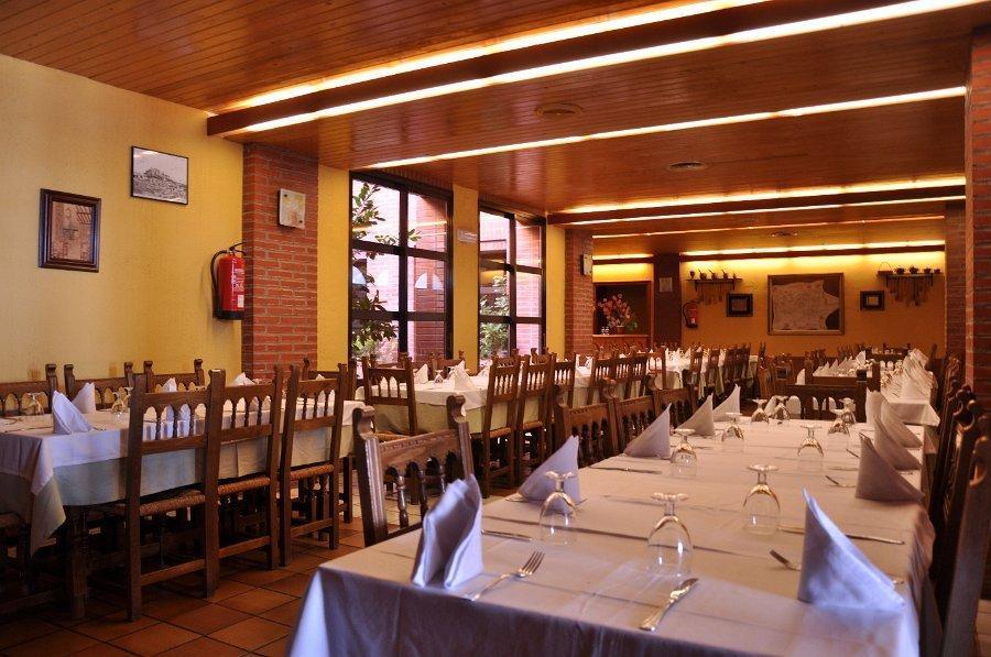 Aparthotel Tres Caminos El Grado Εξωτερικό φωτογραφία